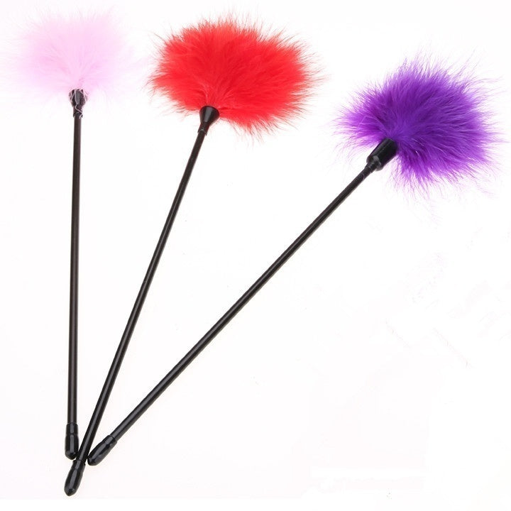 Sex Game Mischief Feather Tickler Whip Bondage Toy Spanking Sex Aid Toy for Couple