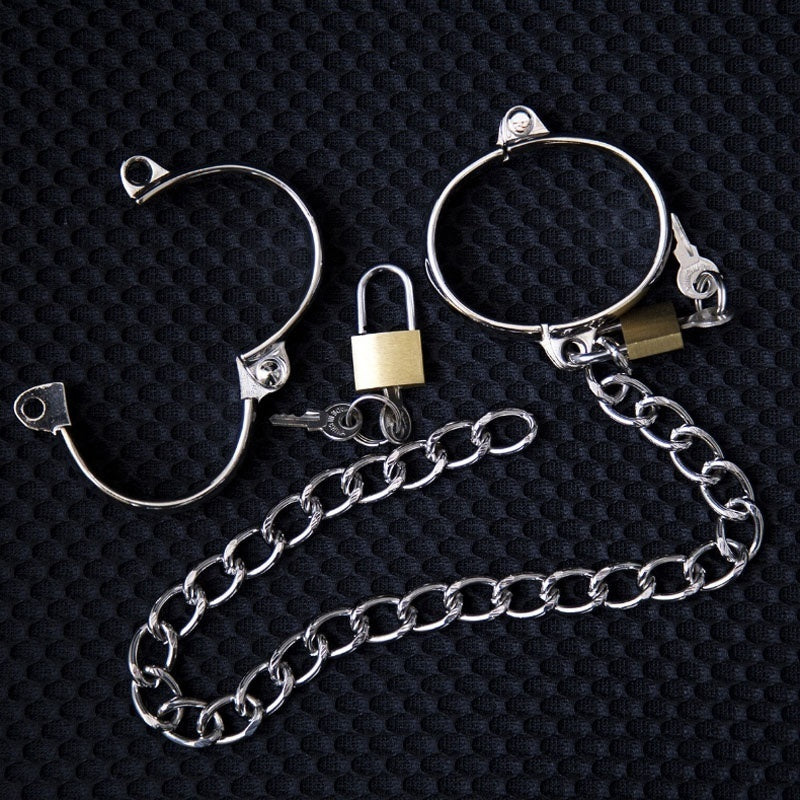 Men and Women Fashion Stainless Steel B.D.S.M Cuffs Toys for Couples