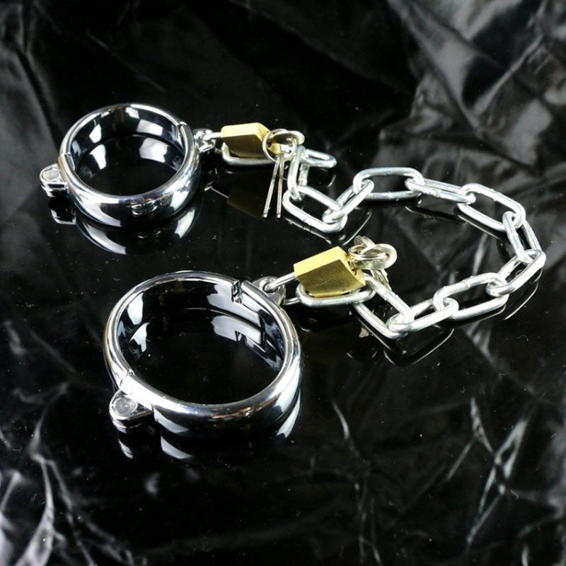 Men and Women Fashion Stainless Steel B.D.S.M Cuffs Toys for Couples
